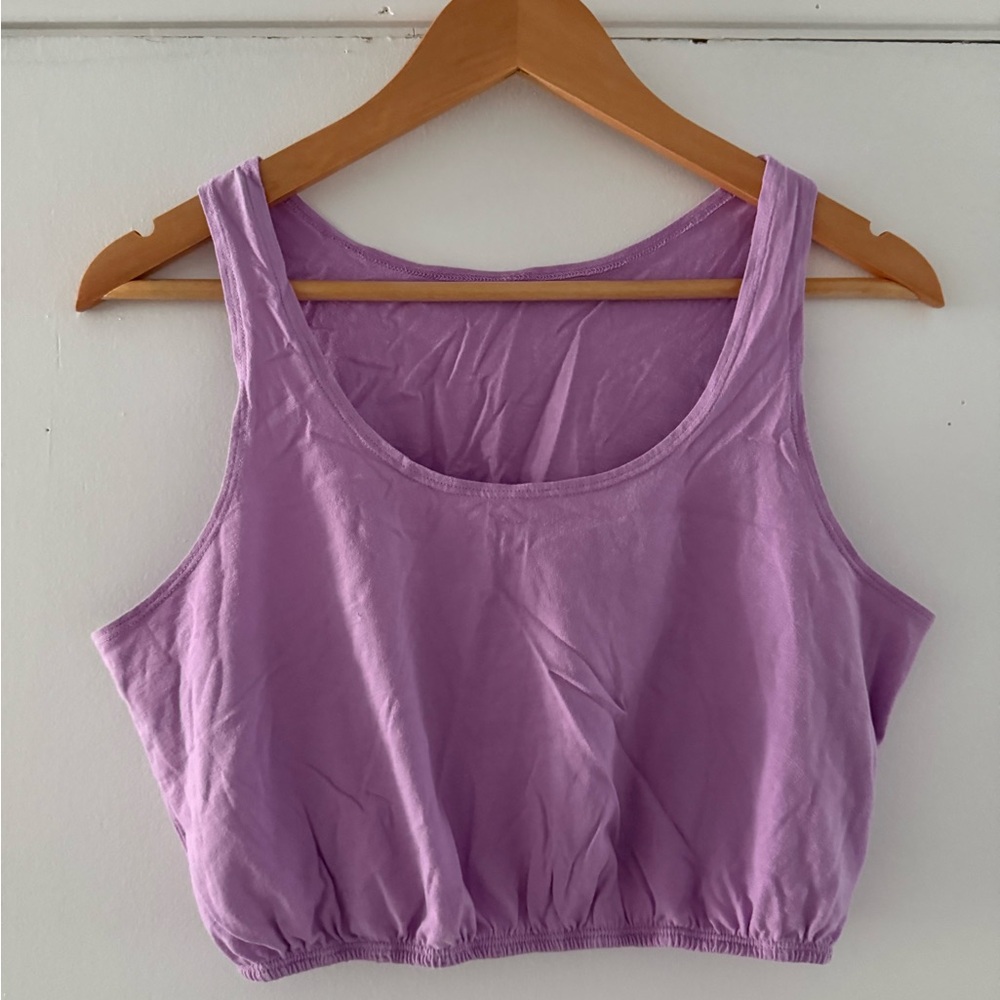 ALO Yoga Lavender Crop Top